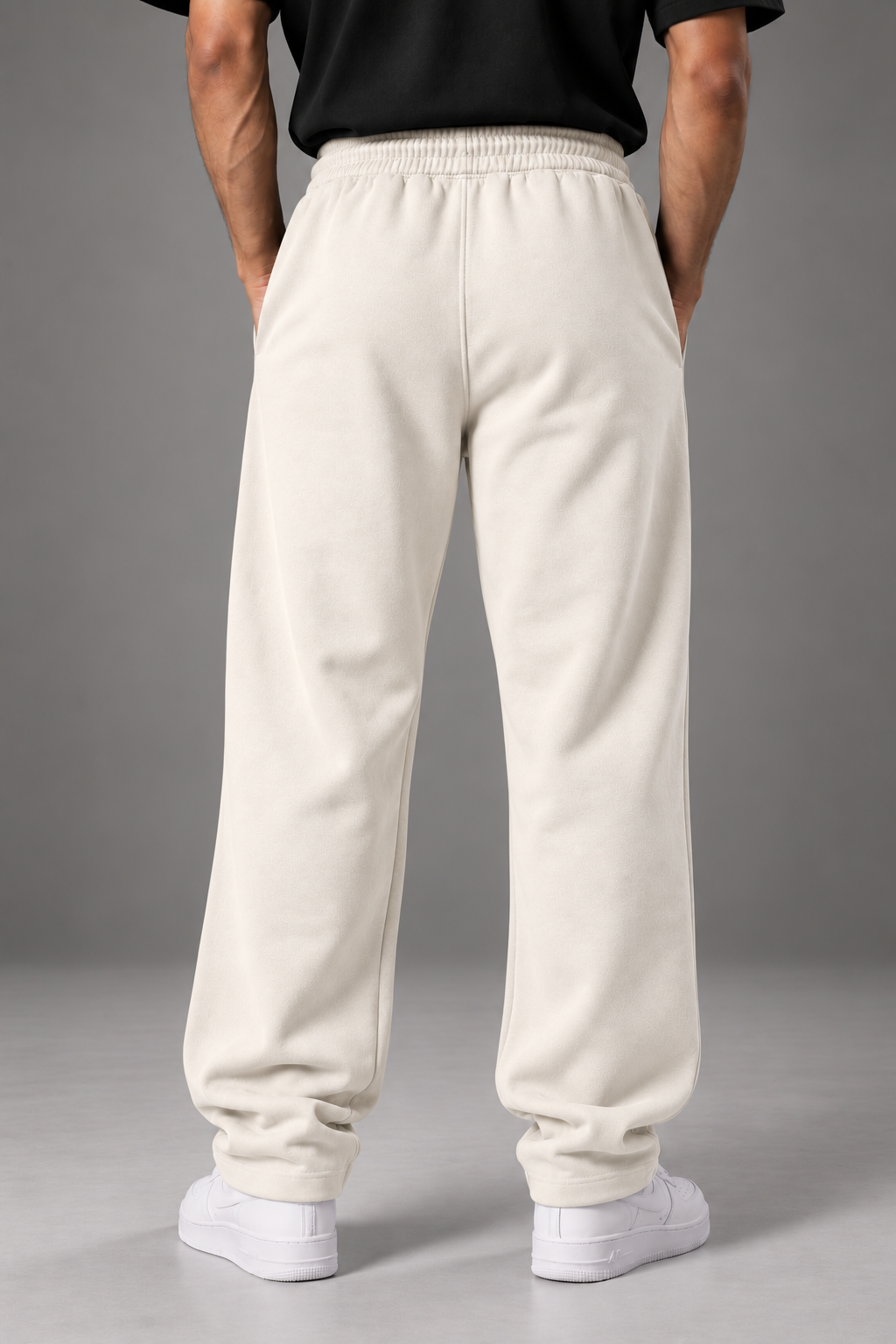 Anthakuminchi Off-White Sweatpants