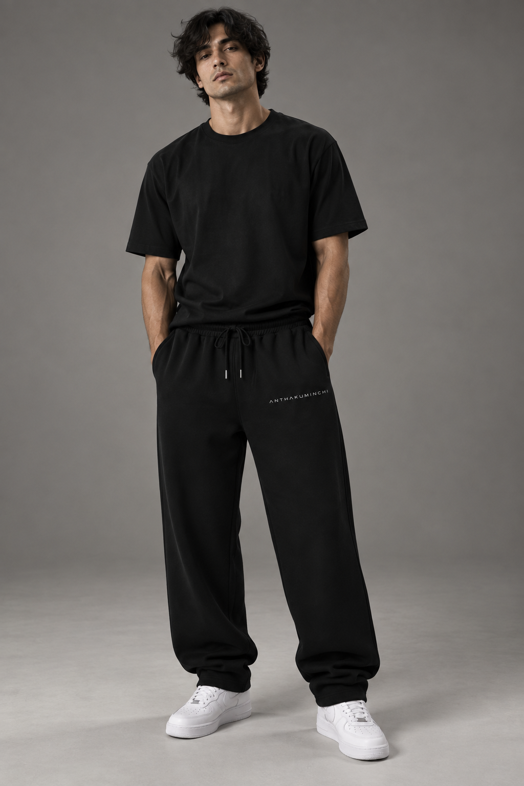 Anthakuminchi Black Sweatpants