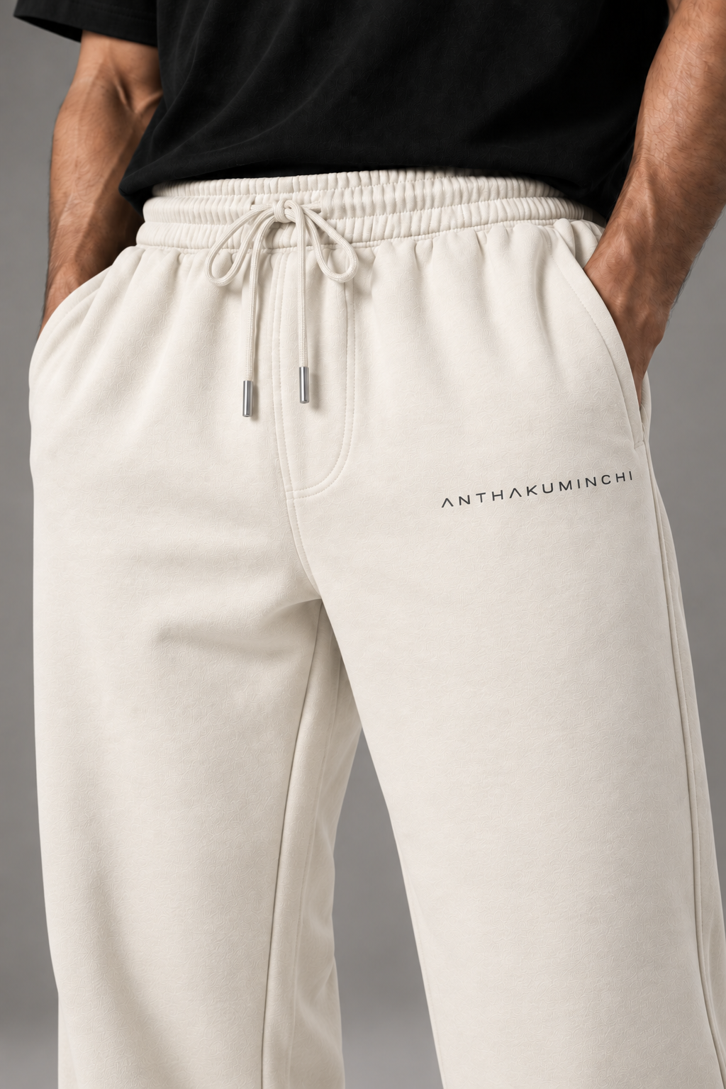 Anthakuminchi Off-White Sweatpants